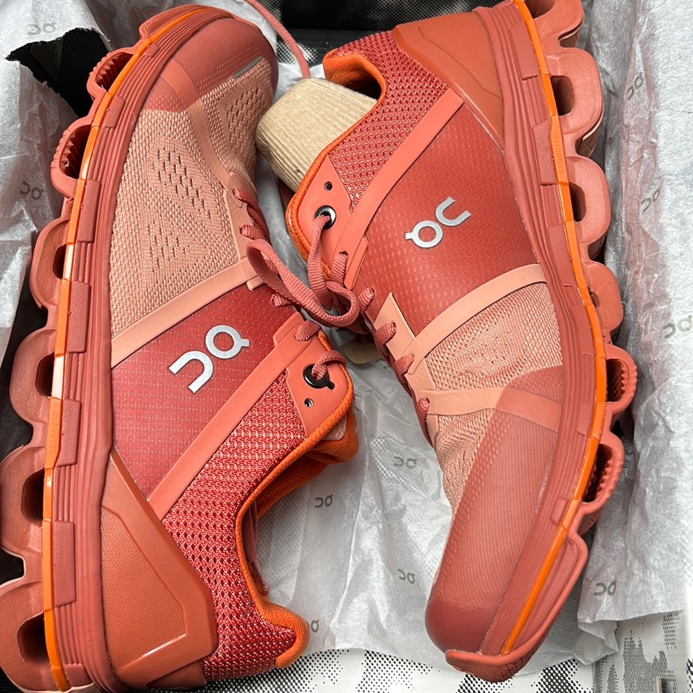 NEW with tags - On cloud cloud ace blush/orange